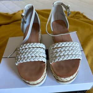 Dolce Vita Ivory lulu sandal